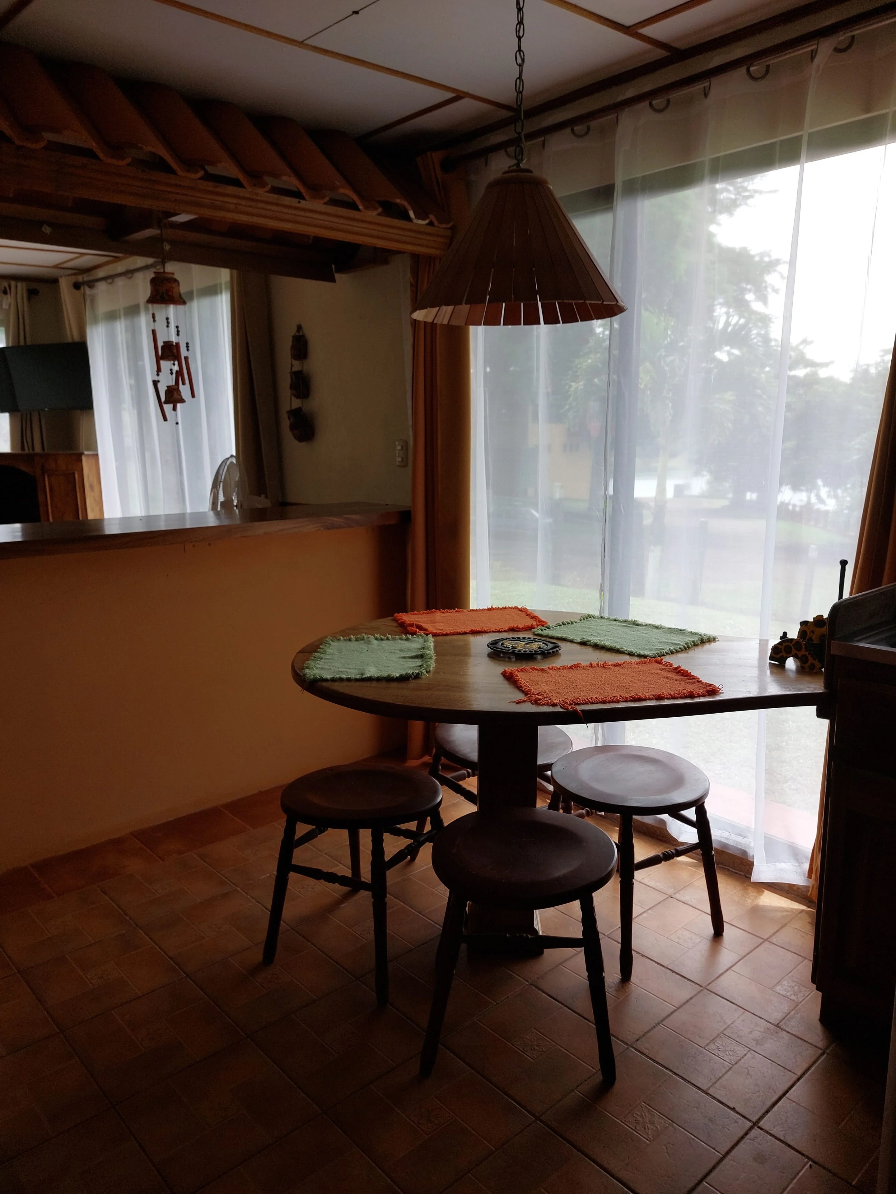 Beautiful 2 BD/1BA Cotagge + office, large enclosed backyard - San Luis photo 4