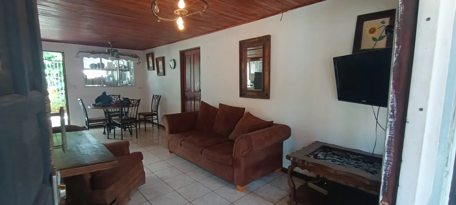 Investment Opportunity – 5 Apartment Rental Complex in Liberia photo 4
