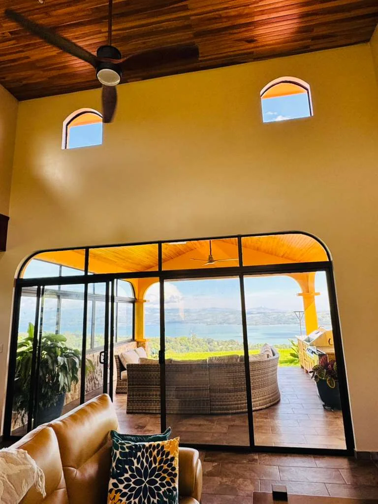 3 Bedrooms 3 Bathrooms Spanish Style Main House+Guest House photo 5