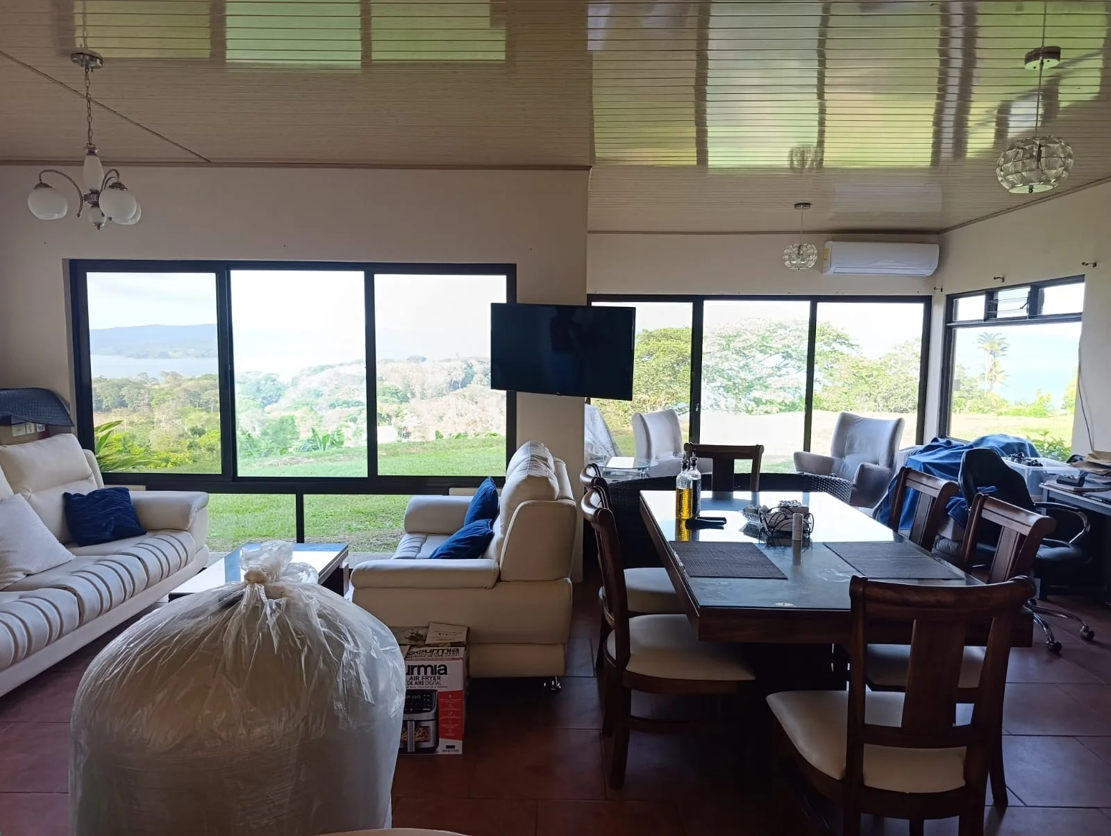 Modern 2BA 2BA Home with Lake & Volcano View Home in a Prime Sunny Location photo 5