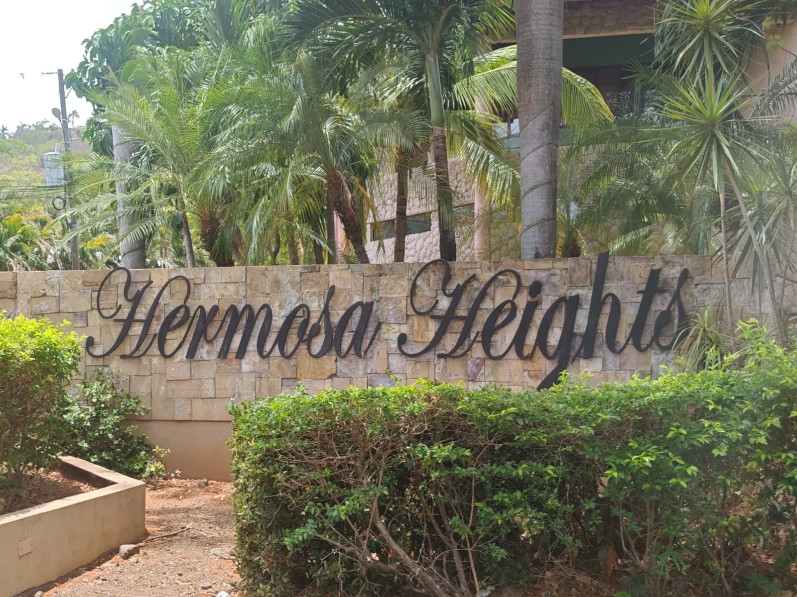 Hermosa Heights Business Center – Premium Commercial Space Near the Beach - 2