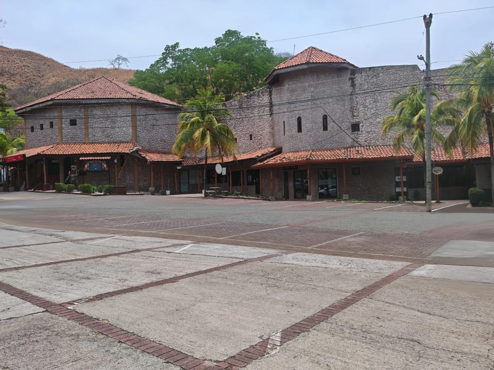 Hermosa Heights Business Center – Premium Commercial Space Near the Beach - 5