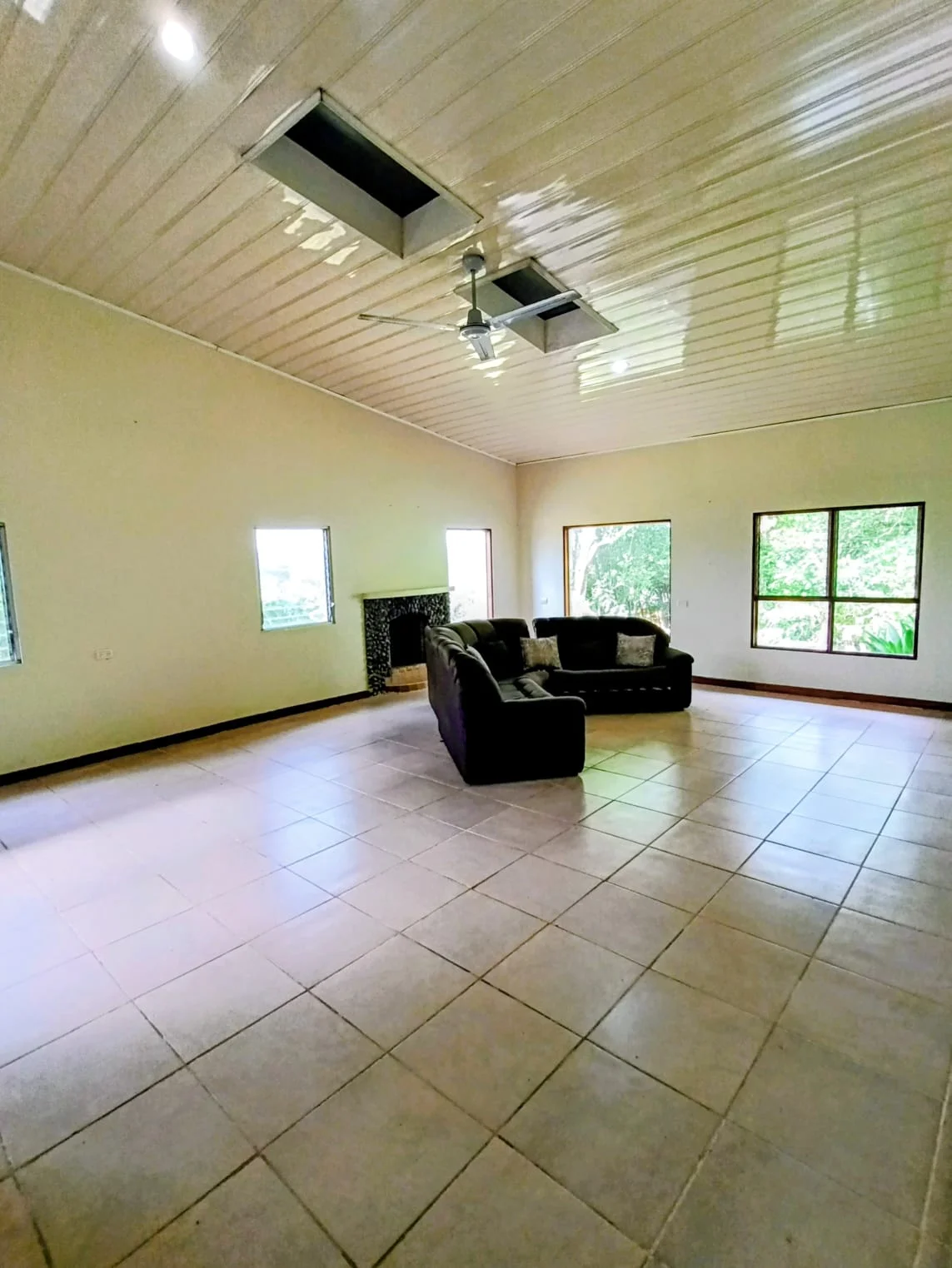 Casa Royale - Private 3BA 3BA Lake & Volcano View Estate in San Luis de Tilarán  photo 4