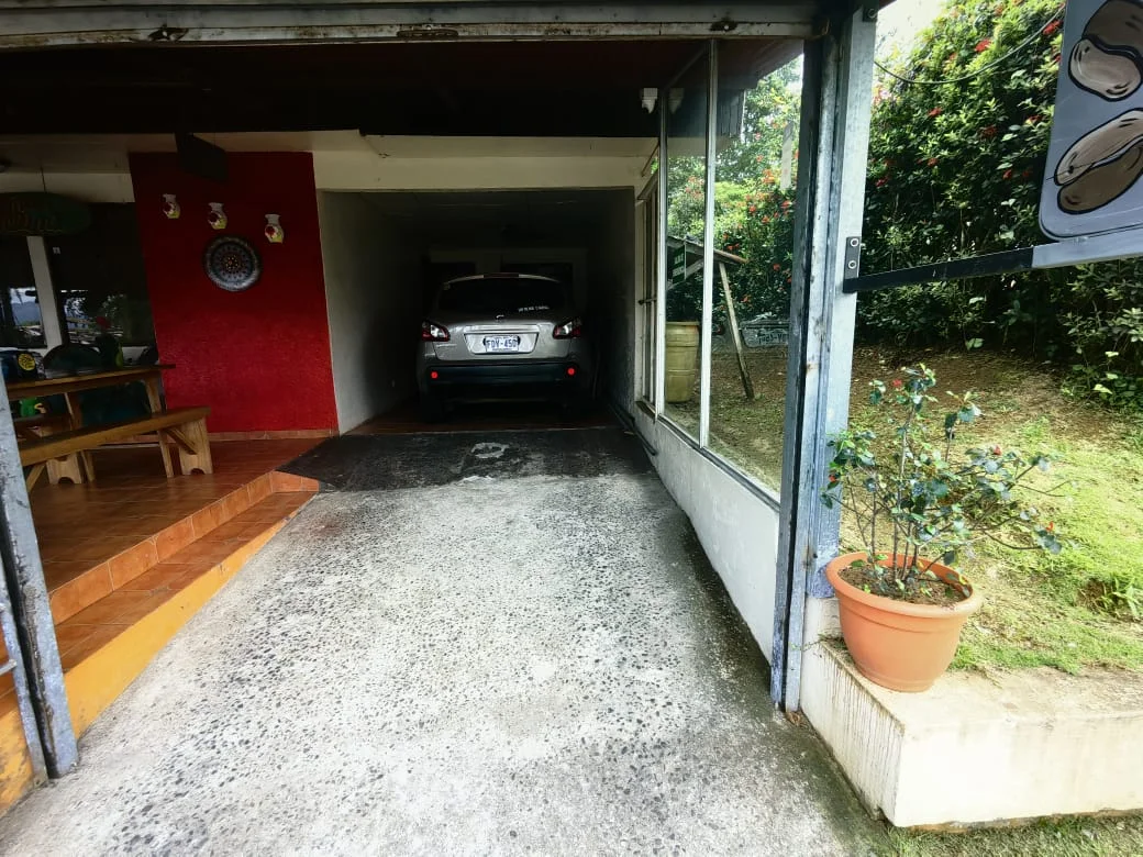 Comercial Space + 3BD 1 BA Home + 1BD 1BA Apartment in Nuevo Arenal photo 32