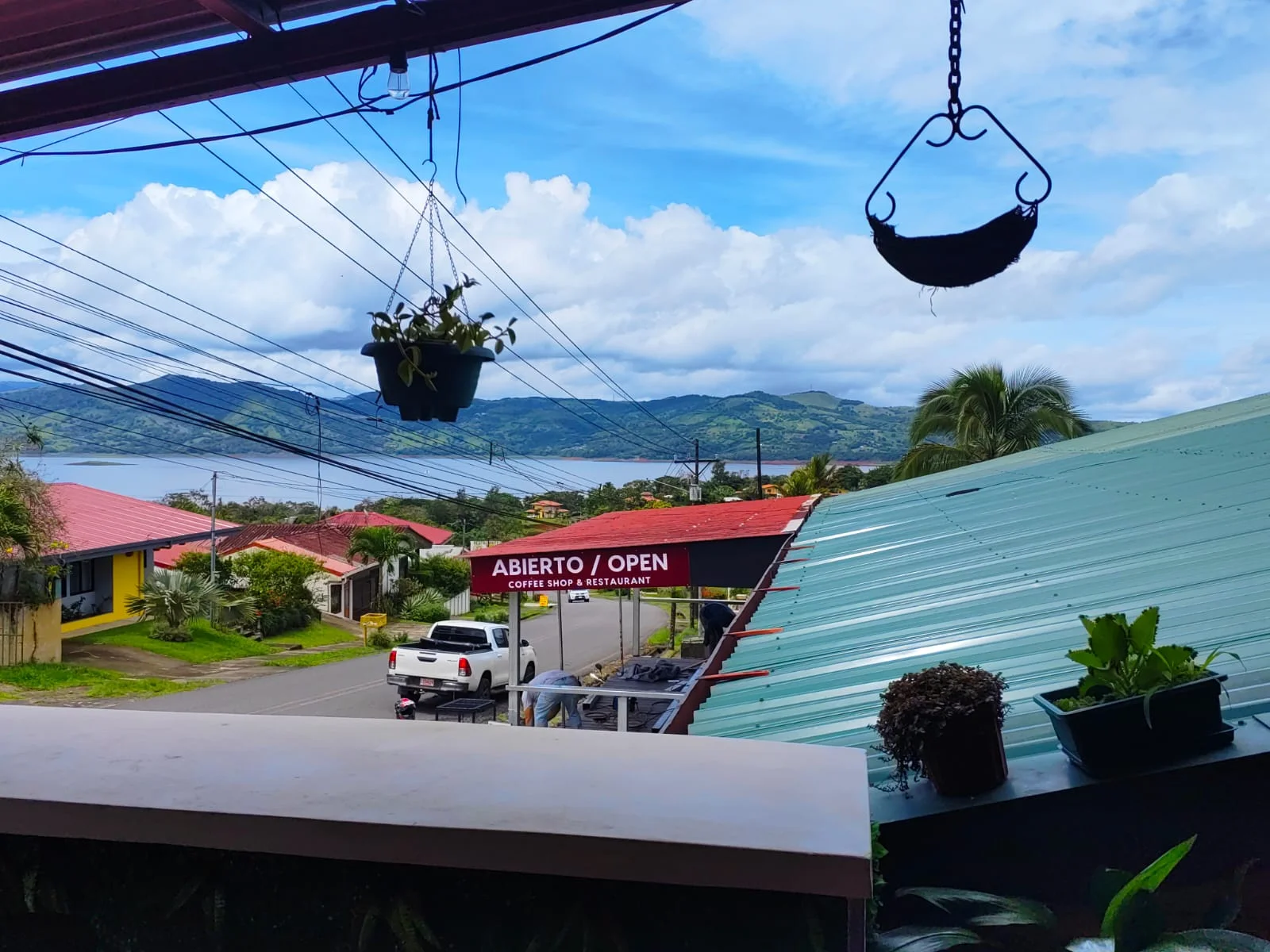 Comercial Space + 3BD 1 BA Home + 1BD 1BA Apartment in Nuevo Arenal photo 8