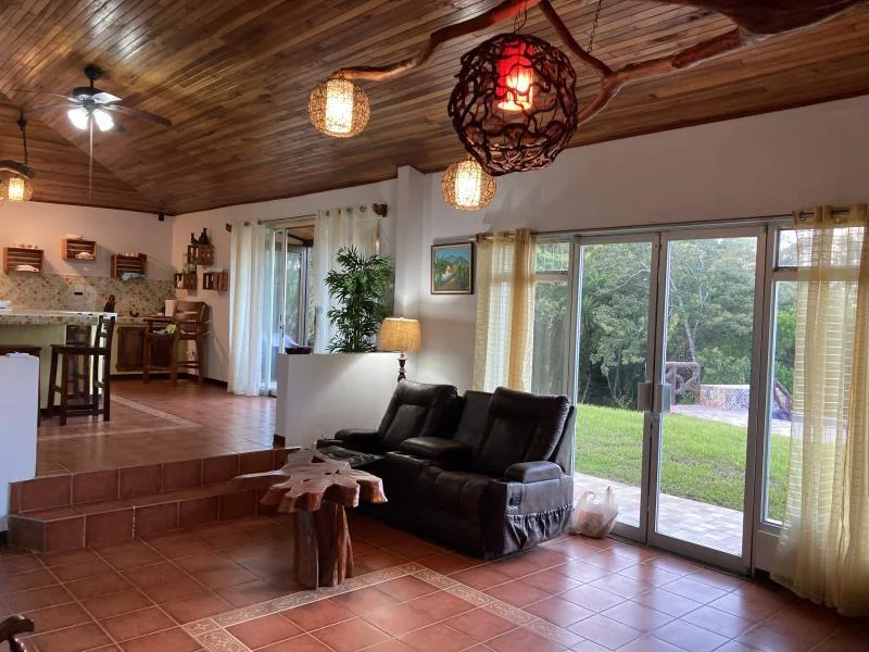 Peaceful 3BD / 2BA Home on 12164 m² (3.01 Acre) with Lake & Volcano Views  photo 8