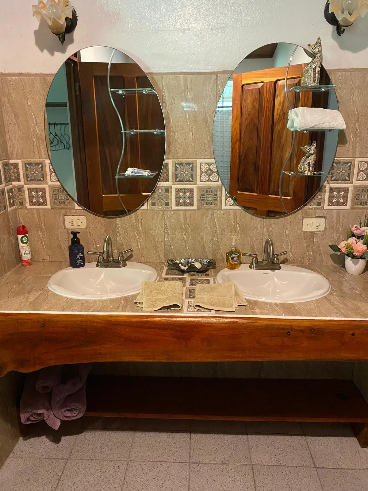 Peaceful 3BD / 2BA Home on 12164 m² (3.01 Acre) with Lake & Volcano Views  photo 23