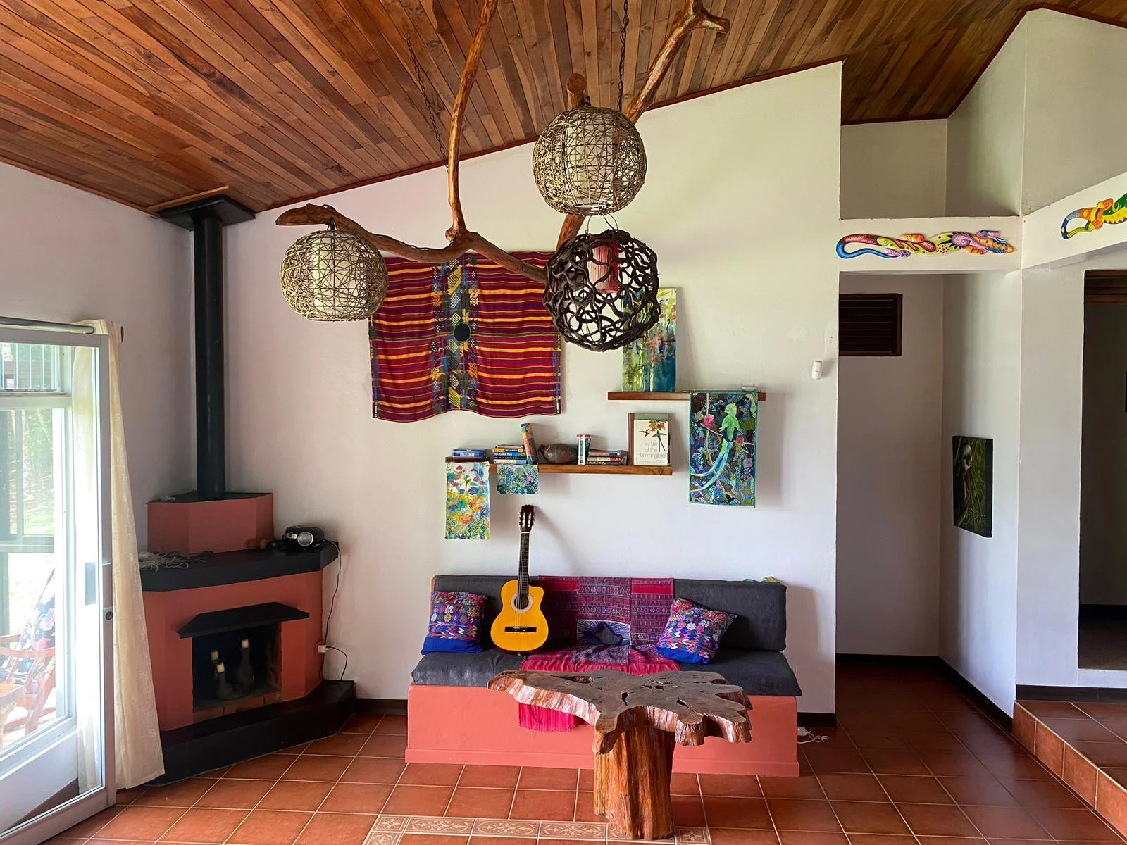 Peaceful 3BD / 2BA Home on 12164 m² (3.01 Acre) with Lake & Volcano Views  photo 9