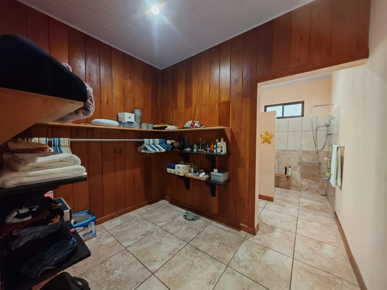 Lovely 3BD/2BA Home on 0.25 Acres with Security & Fruit Trees in Tronadora photo 21