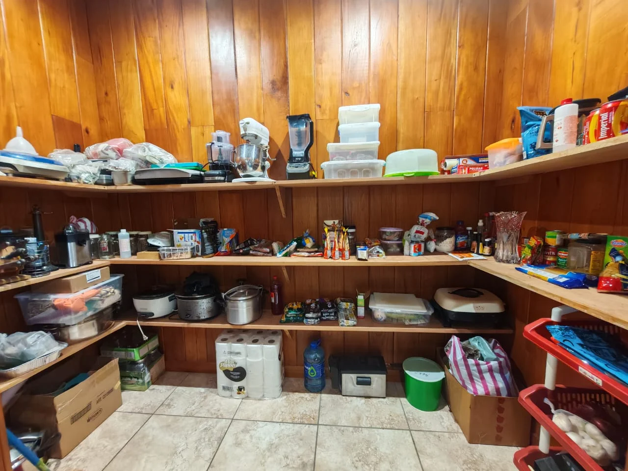 Lovely 3BD/2BA Home on 0.25 Acres with Security & Fruit Trees in Tronadora photo 16