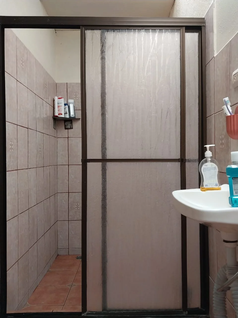 Comercial Space + 3BD 1 BA Home + 1BD 1BA Apartment in Nuevo Arenal photo 25